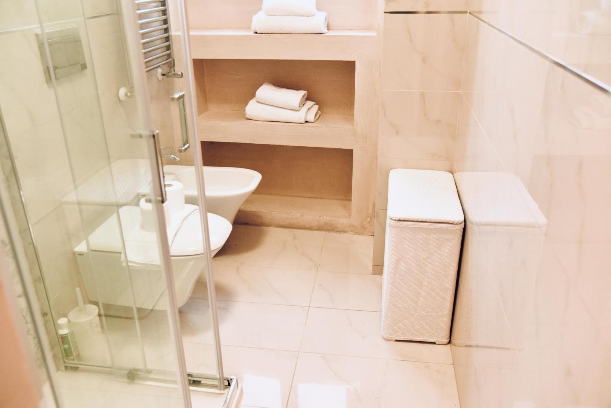 Chic And Elegant In The Heart Of Appartamento *