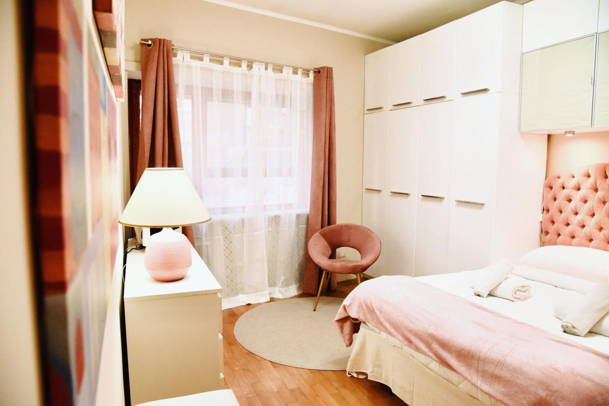Apartment Chic And Elegant In The Heart Of
