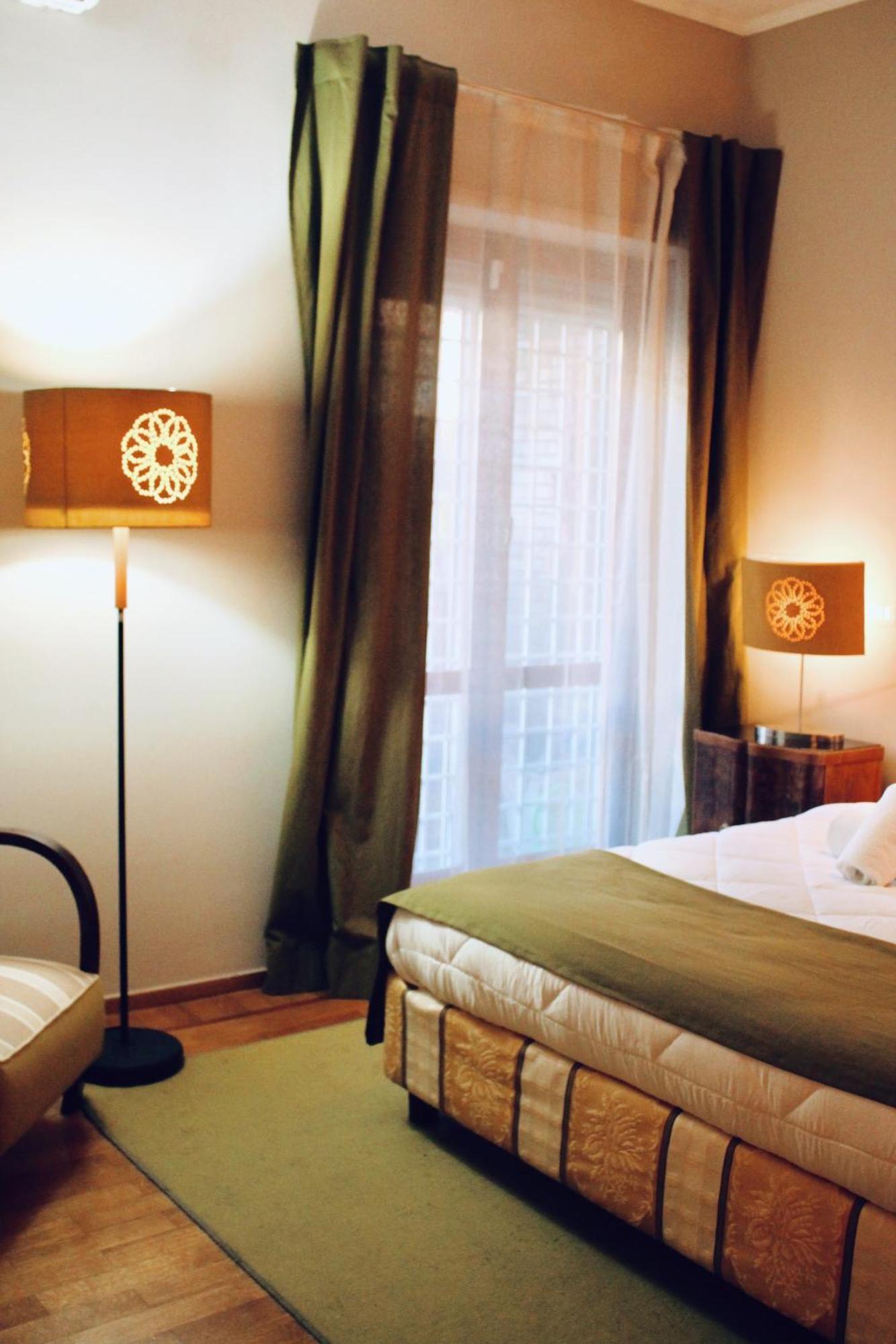 Chic And Elegant In The Heart Of * Rome