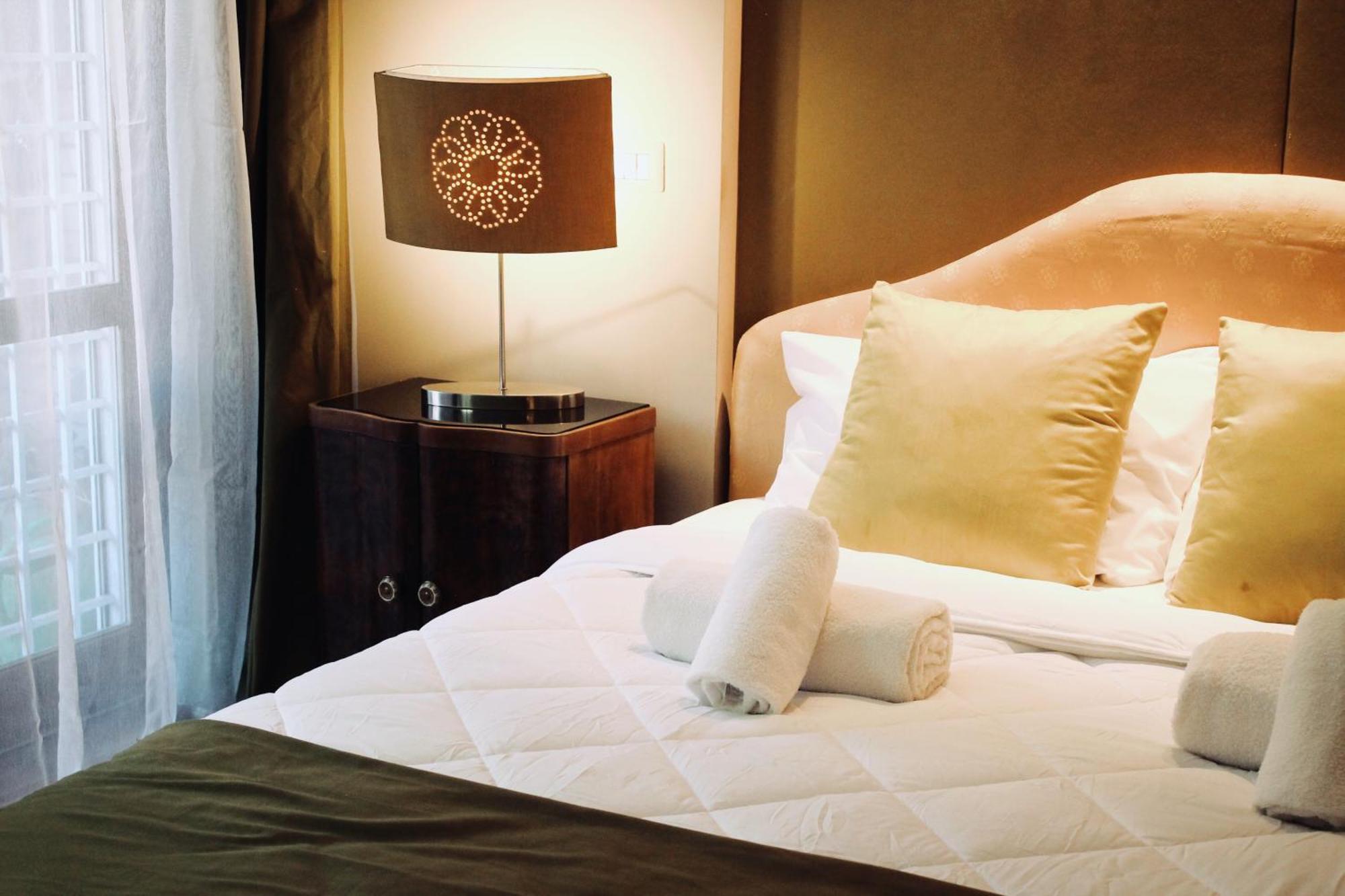 Chic And Elegant In The Heart Of *
